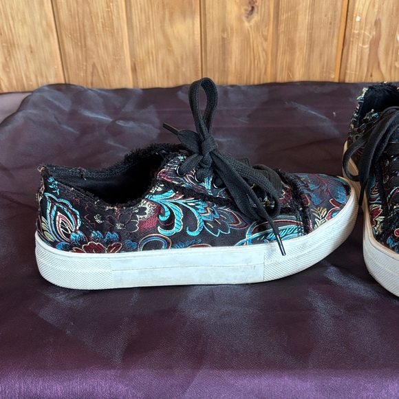 Rock & Candy Satin Floral Shoes - Picture 3 of 7